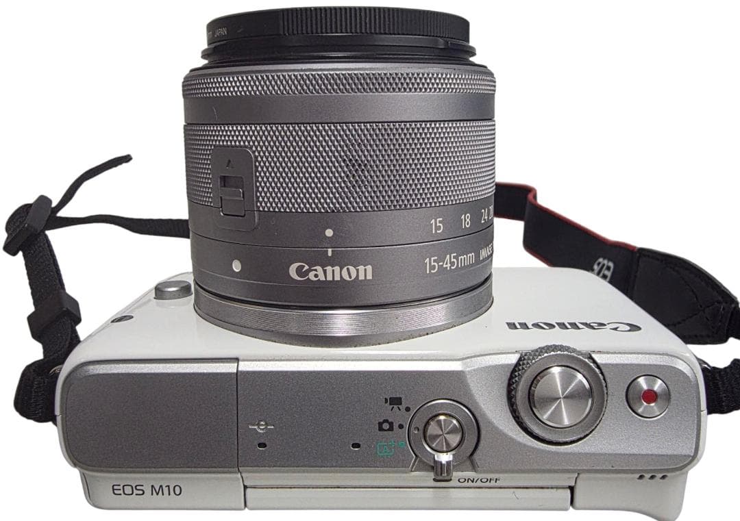 ■美品■キャノン　Canon EOS M10 レンズキット PC018