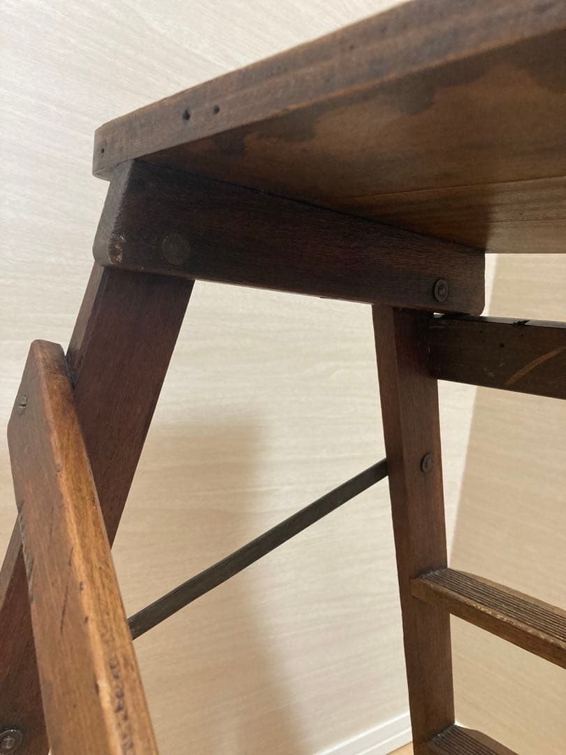う*ぎ様 【アンティーク】木製折りたたみ式ステップスツール