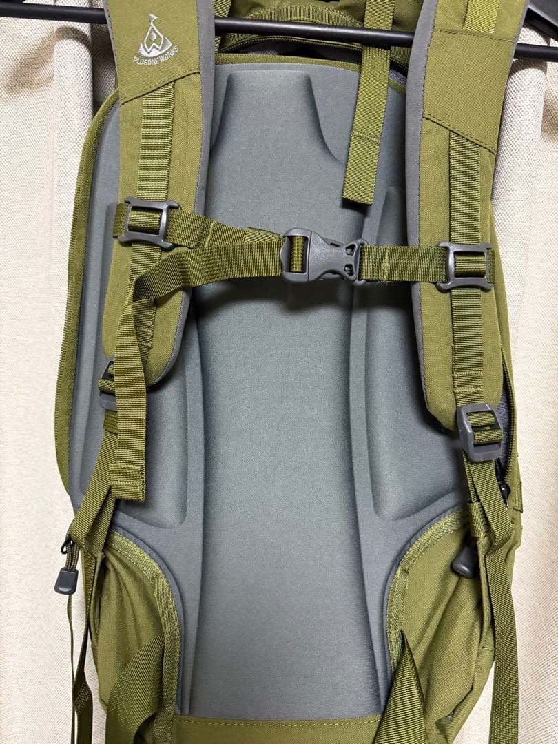 【使用少】PLUS ONE WORKS マキリ25L makiri オリーブ