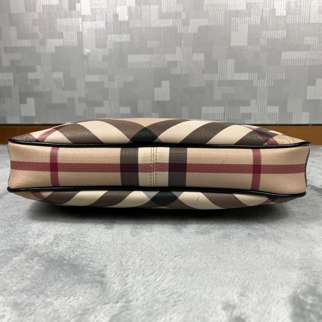 Burberry バーバリー ワンショルダーバッグ ノバチェック PVC
