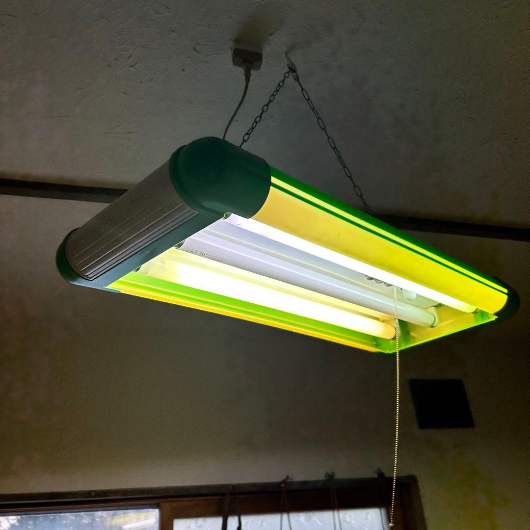 レトロポップ 蛍光灯 みどり