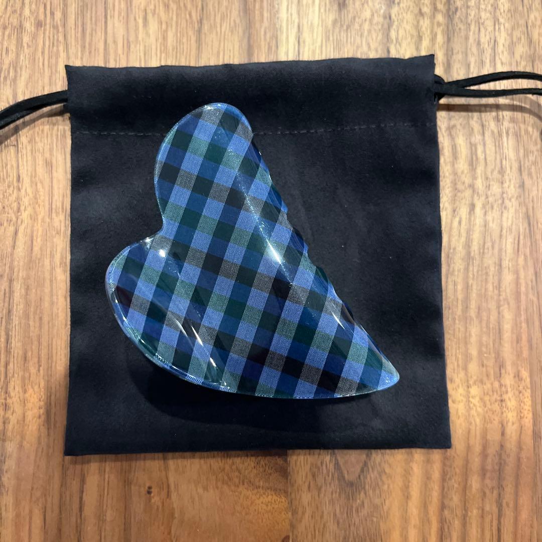 familiar　ヘアクリップ　青