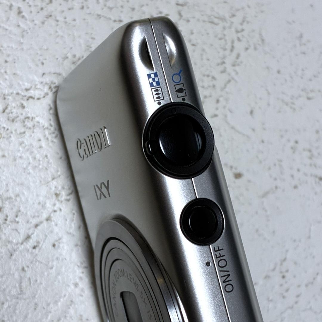 Canon IXY410F デジタルカメラ 本体と付属品