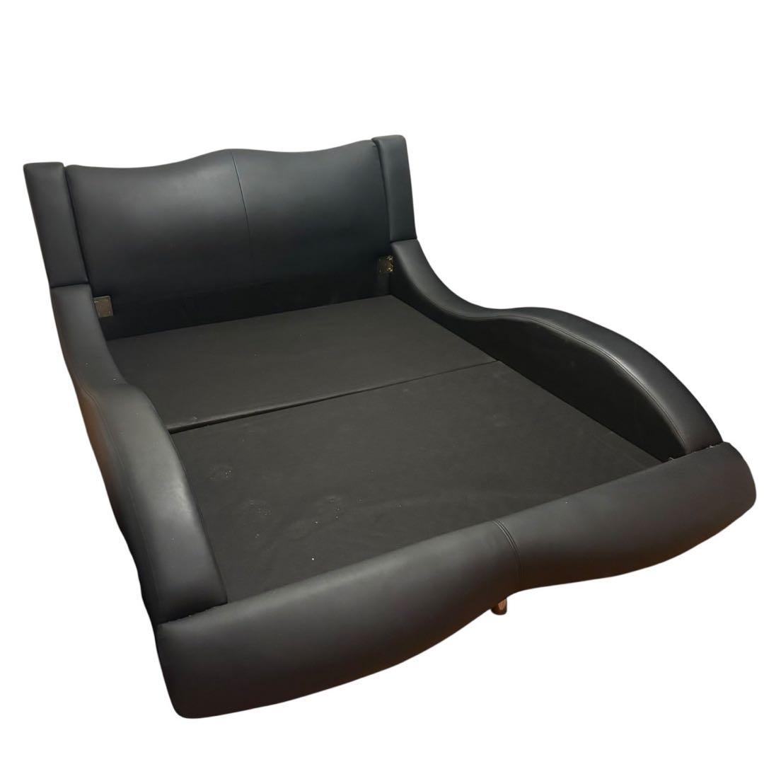 限定配送 ワイド ダブルベッド フレーム レザー 高級感 モダンブラック 羽 F