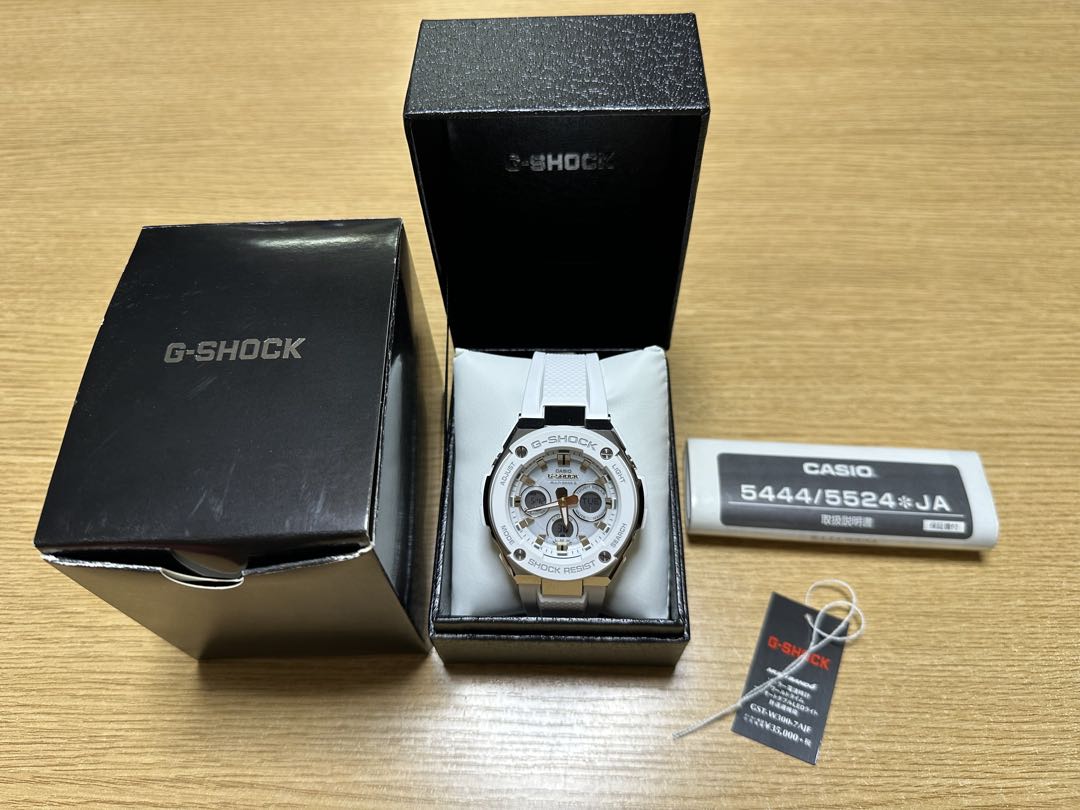 美品 G-SHOCK GST-W300-7AJF G-STEEL 白 電波