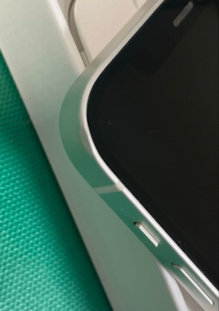 iPhone12ホワイト128GB