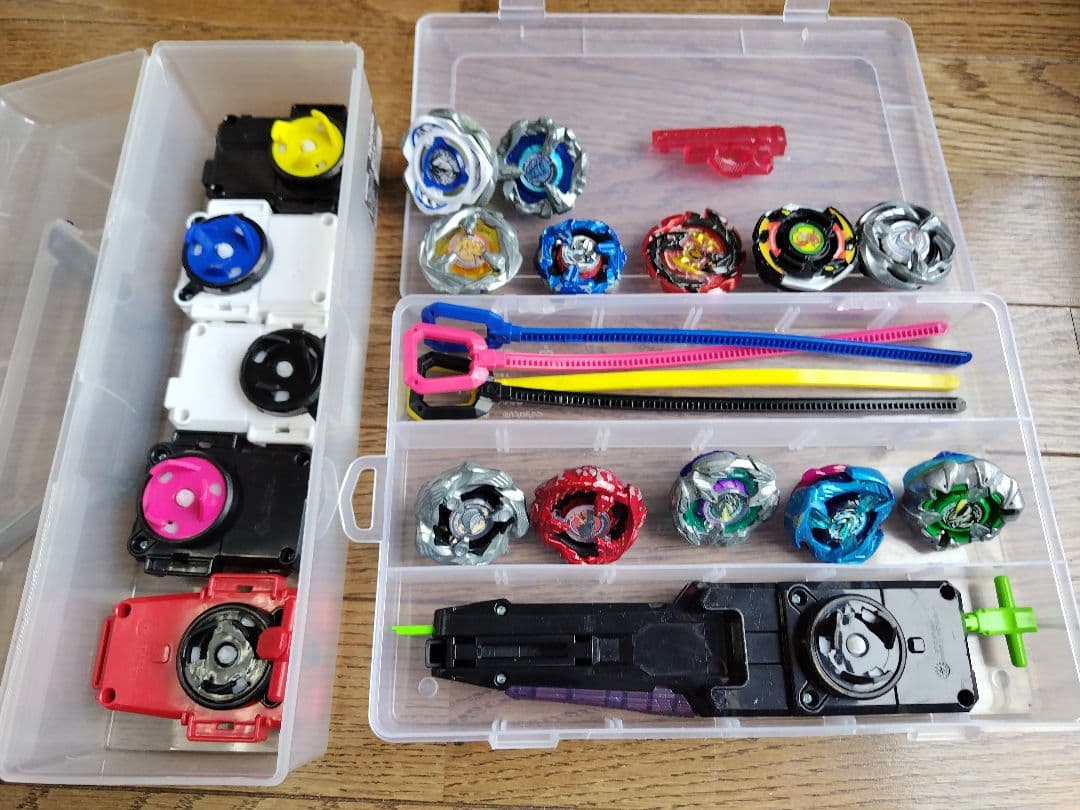 ベイブレードX　まとめ売り　ギアケース　引退　スタジアム　ランチャー　収納ケース