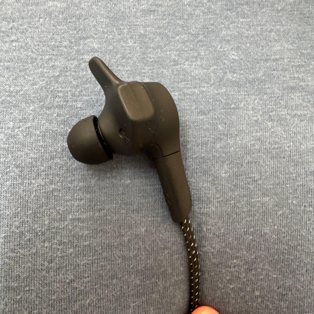 【美品】BANG & OLUFSEN E6 バング&オルフセンE6 ブラック