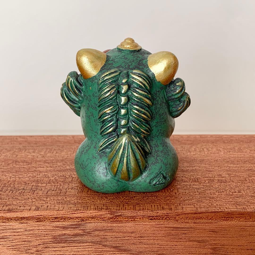 縁起物‪☆徳化白磁作家 監修/貔貅（ひきゅう）4体セット 木製台座・証明カード付