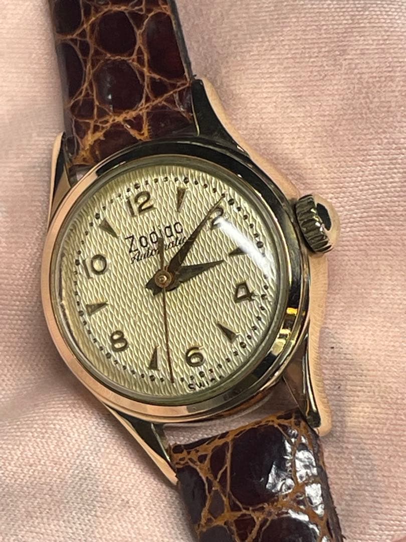 70's YellowGold 厚い金張 SWISS Zodiac 自動巻　稼働