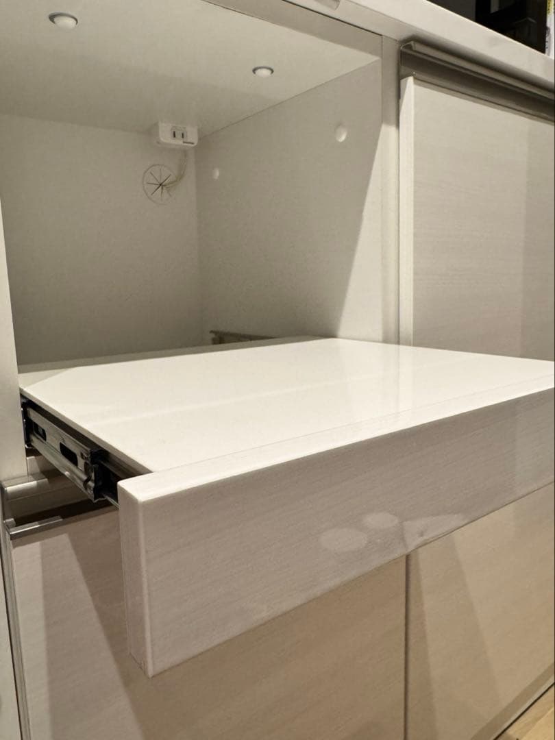 ニトリ　キッチンボード　食器棚　ラガーレ　幅140cm 白