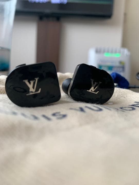 LOUIS VUITTON イヤフォン