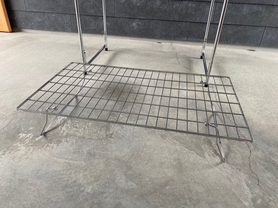 テントマークデザイン　ステンレス製折りたたみテーブル　キャンプテーブル