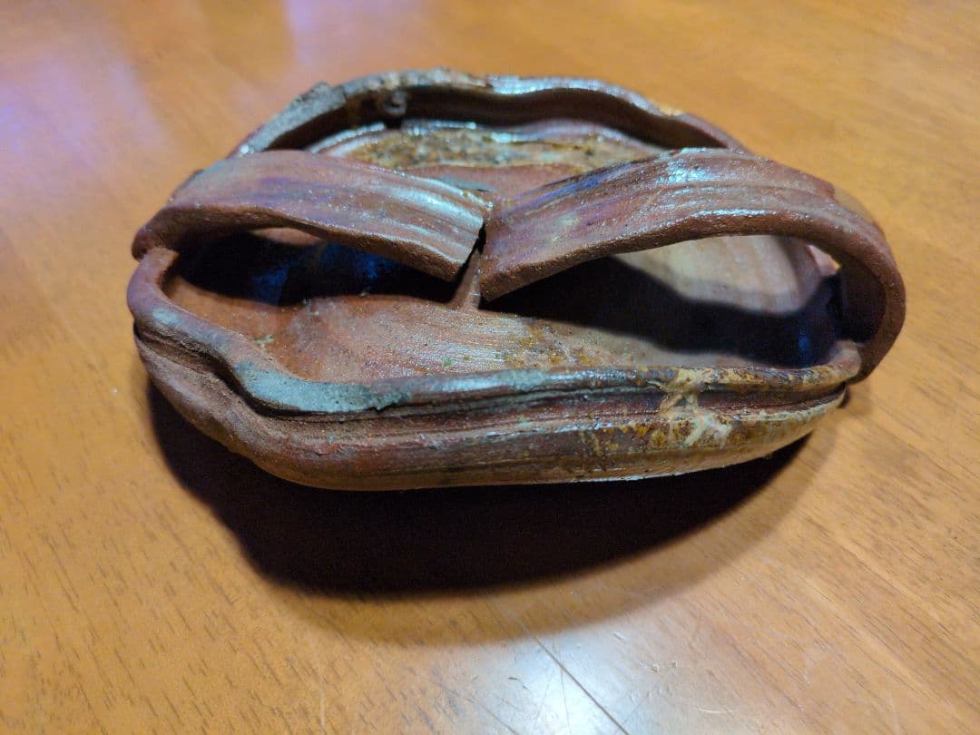 古備前 「ヒョウゲたる手付鉢 」 〔オブジェ〕