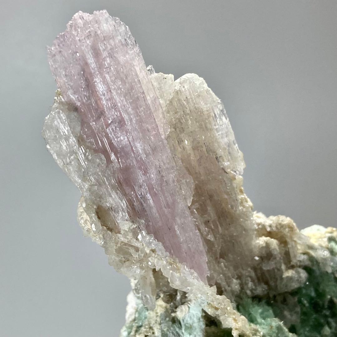 クンツァイト　クォーツ　ブルーアラゴナイト　鉱物標本　原石　天然石　ストーン