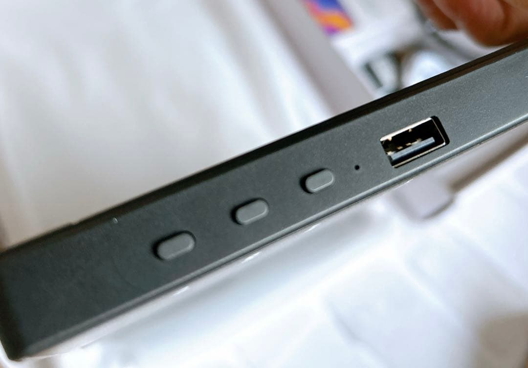 モバイル モニター タッチ スクリーン 15.6 インチ 1920 x 1080