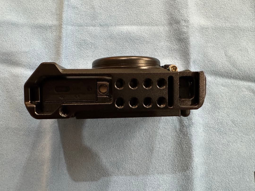 SONY VLOGCAM ZV-1（バッテリ6個、フレーム、充電器、ケース付）