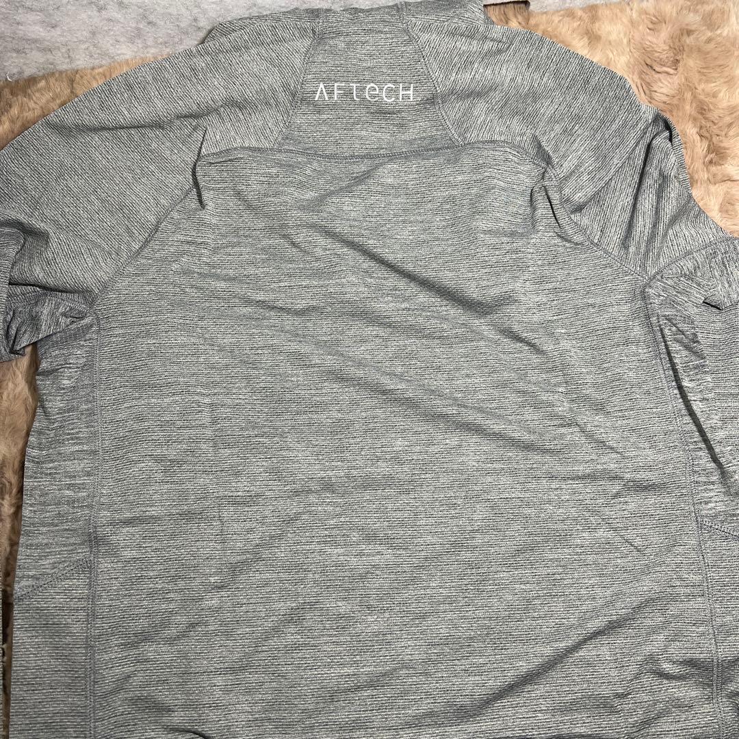 アフコ アダプトフェーズチェンジパフォーマンスフーディー M63159