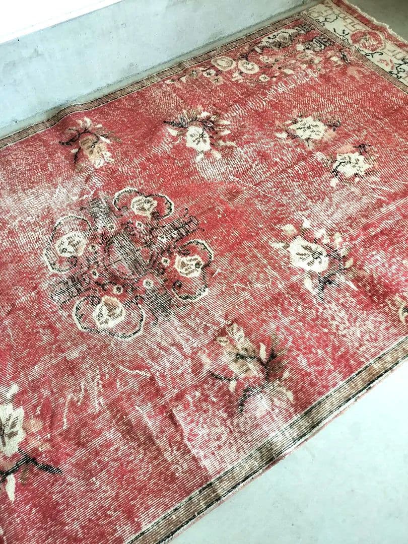 大判/シャビーレッドの上品なシノワズリラグ　No.674