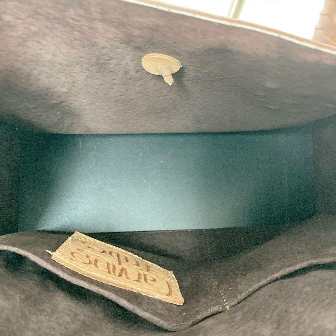 【美品】グレースコンチネンタル カービングトライブス Maestra ハラコ調