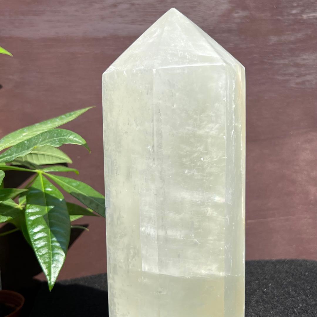 特大！ ほんのりグリーン カルサイト 六角柱 ポイント 天然石 パワーストーン