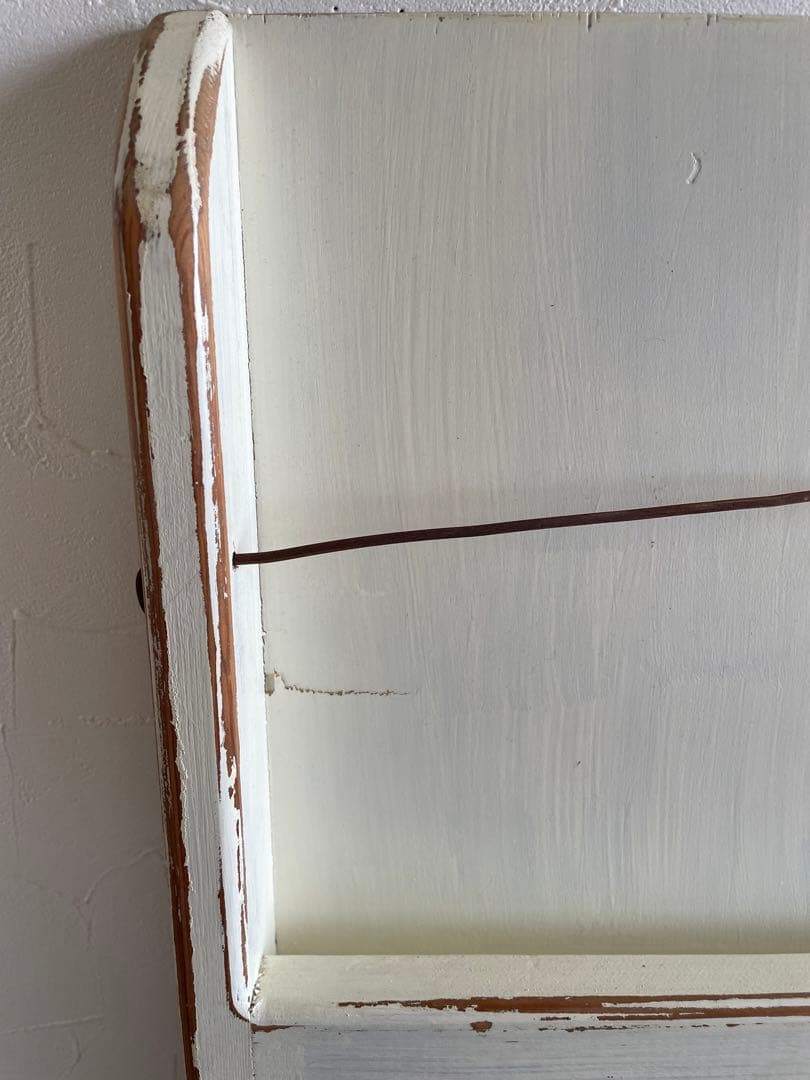 絵本ラック　本棚　飾り棚　壁付け　絵本収納棚