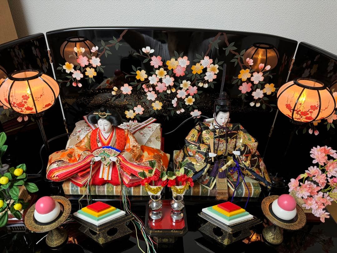 【雛人形・ひな祭り】人形の島津/20年保証の匠の逸品/美品《飾り台・屏風・小物》