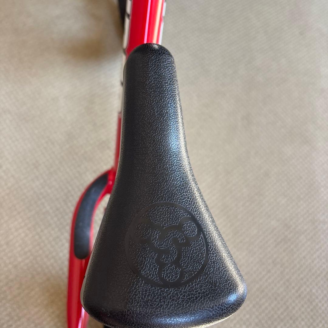 【ストライダー】バランスバイク　赤