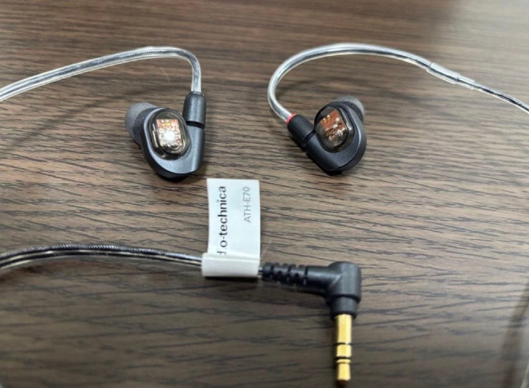 Audio-Technica ATH-Ｅ70 リケーブル可能イヤホン