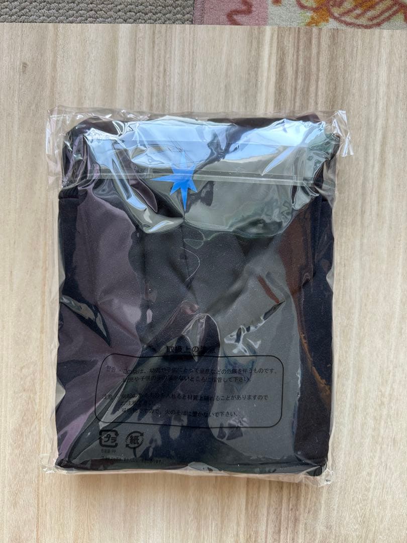 2025 FAVファイターズ　プレミアムプルオーバーパーカー　Ｍサイズ未開封品