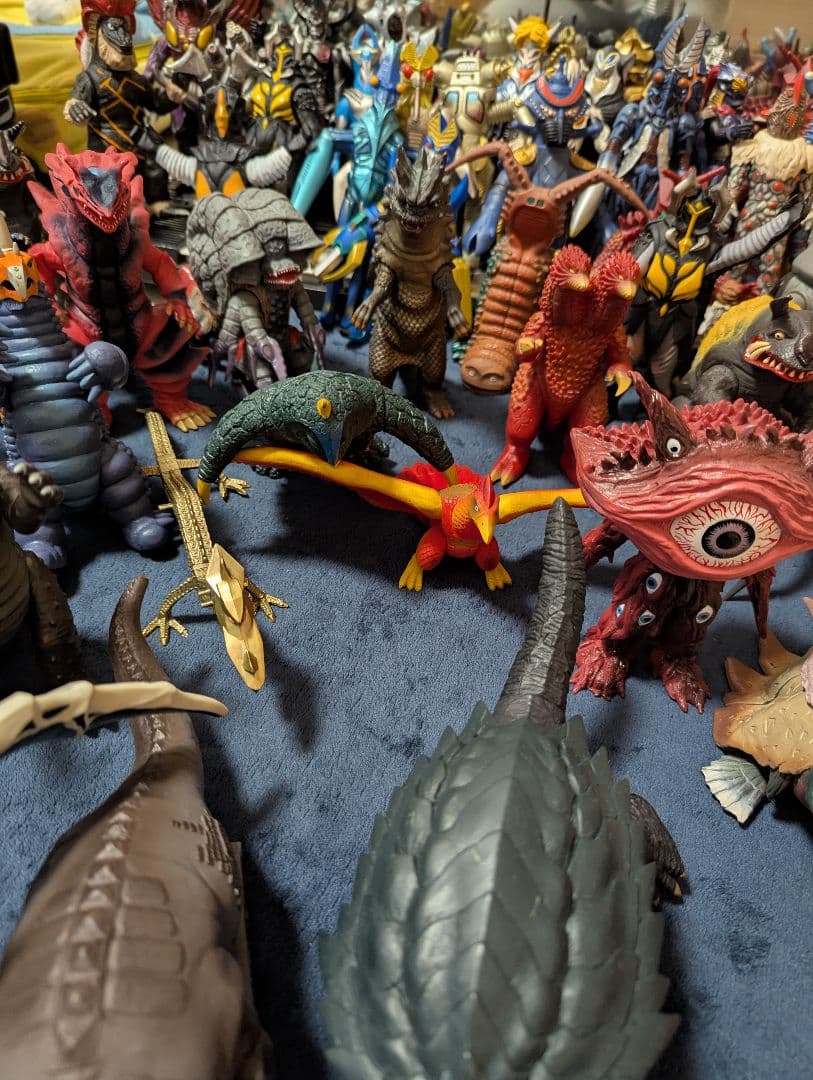 さ*ー様 ウルトラマンシリーズ 怪獣フィギュアセット 好きな10体まとめ売りか(