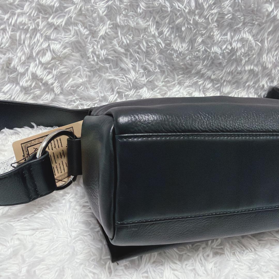 【タグ付き】BEARDSLEY ビアズリー レザー　ボディバッグ