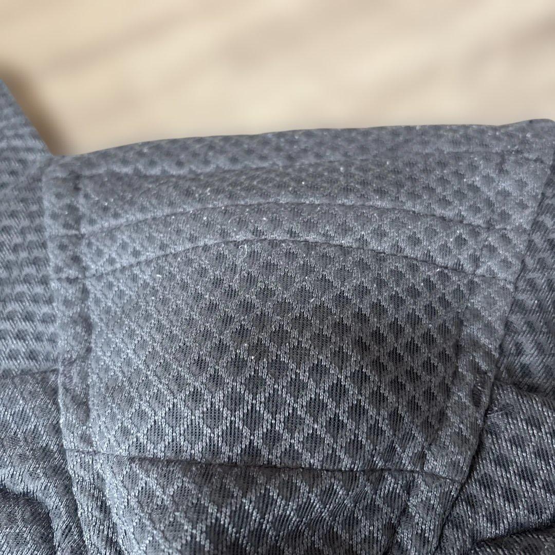 エルゴベビー　 オムニブリーズ　グラファイトグレー　抱っこ紐カバー付き