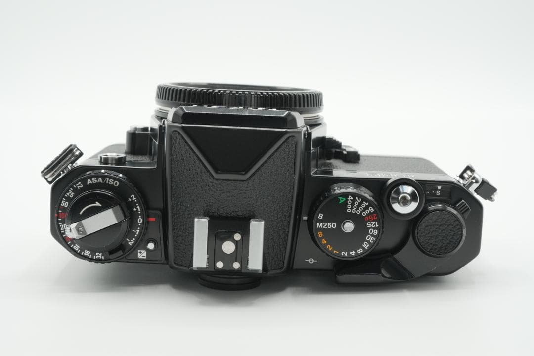 【動作確認済】Nikon FE2 35mmフィルムカメラ ブラック 本体のみ