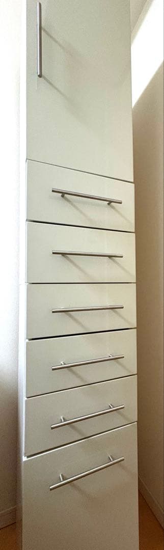 扉付き　引き出し　棚　ホワイト　7段　収納棚　隙間収納