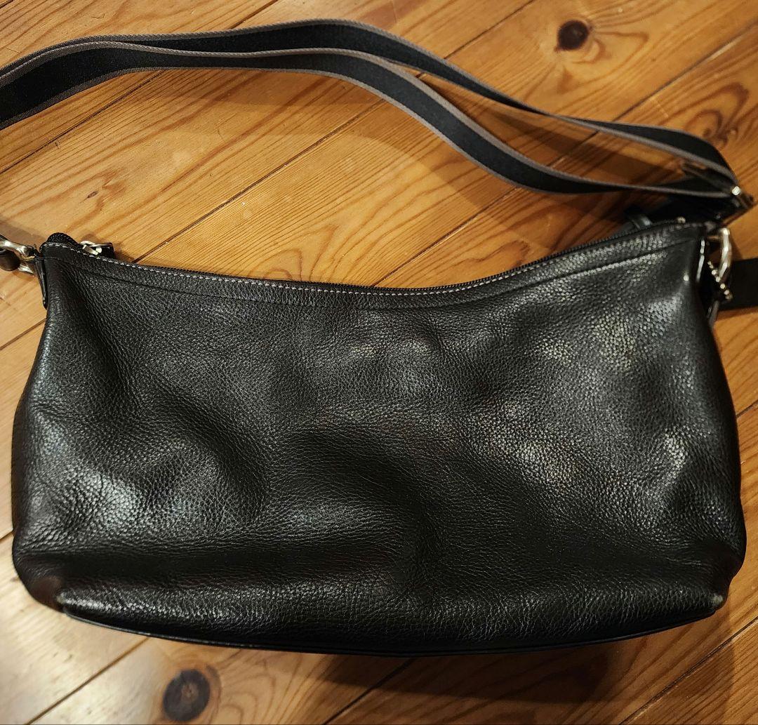 COACH　ショルダーバッグ　ブラック