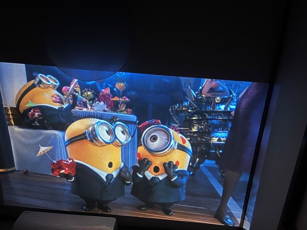 プロジェクター & スクリーン 家庭用 新品同様 セットor単品ok !!