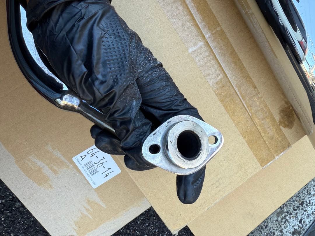 ズーマーデイトナマフラー