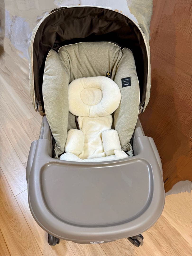 コンビ ネムリラ AUTO SWING BEDi おやすみドーム EG