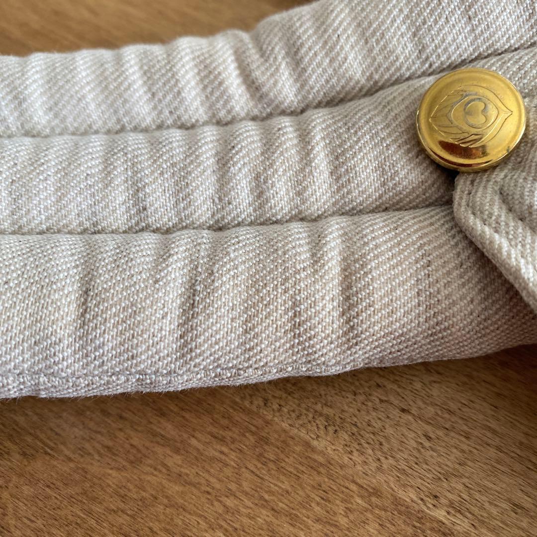 アーティポッペの抱っこひもです。