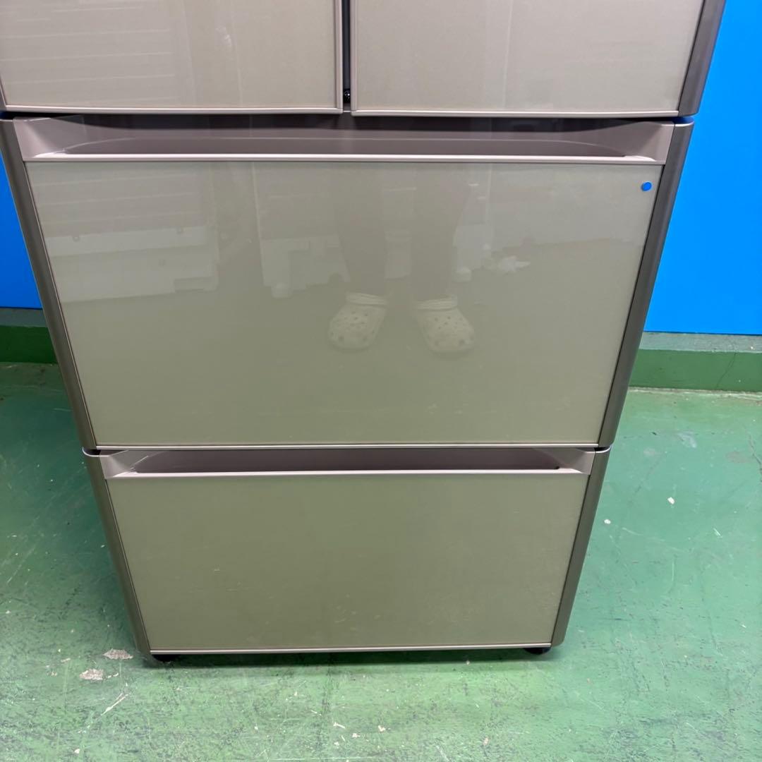573 鏡面　半年保証付　大型冷蔵庫　400L強　自動製氷機付　極美品　大人気