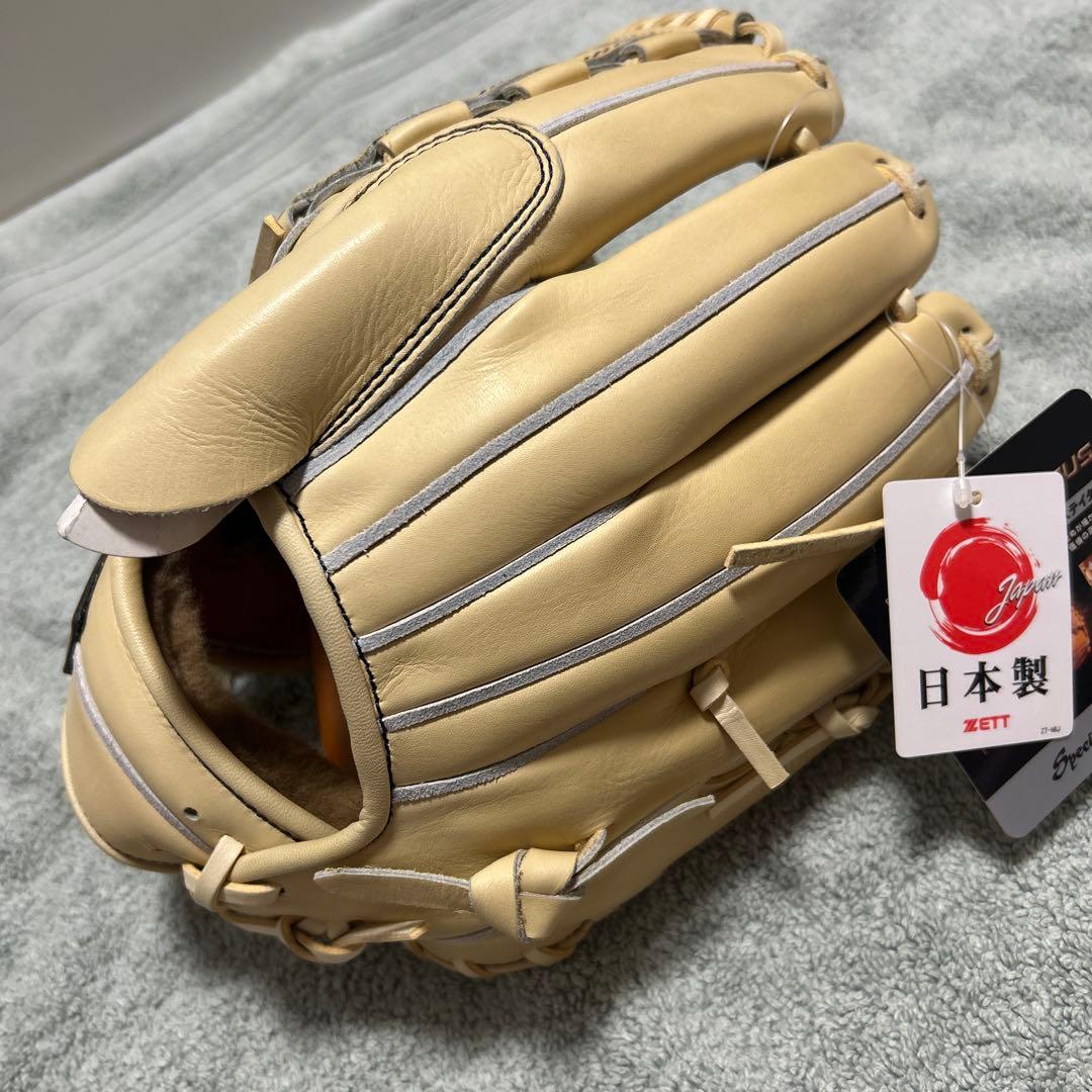 即戦力　ZETT PROSTATUS 硬式グラブ　投手用　グローブ　左