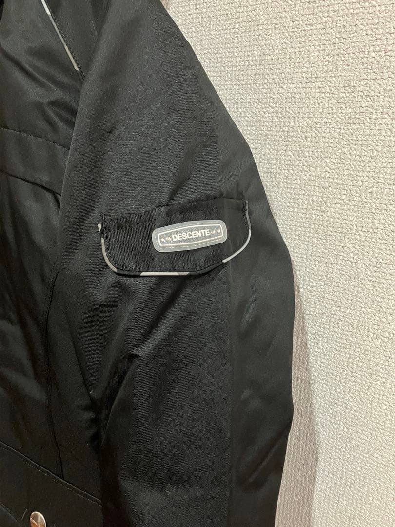 【11号】デサント　スキーウェア　黒　ブラック　柄　レディース