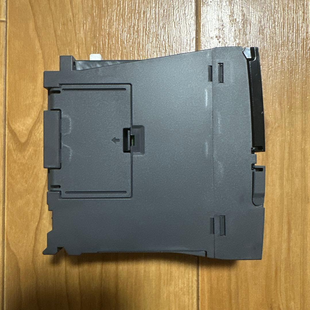 R32CPU 三菱【ほぼ新品、箱無し】