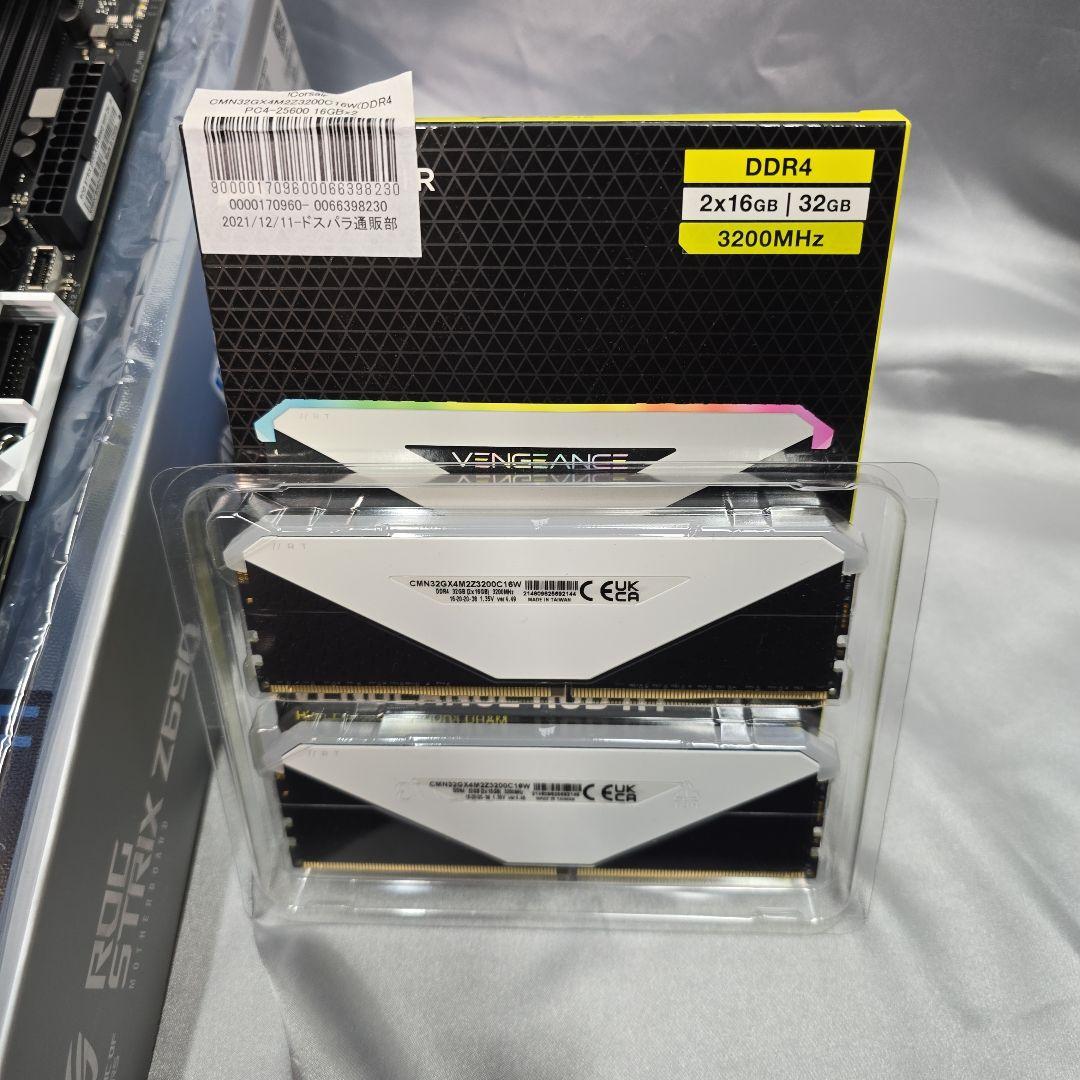 マザーボード ROG STRIX Z690-A GAMEING D4 i7-13700K