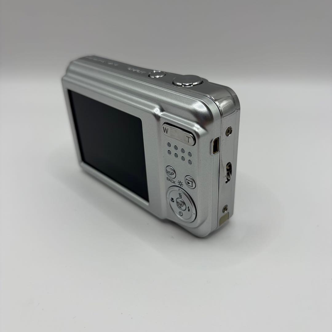 【動作品】FUJIFILM FINEPIX AV150 コンデジ 単三電池式