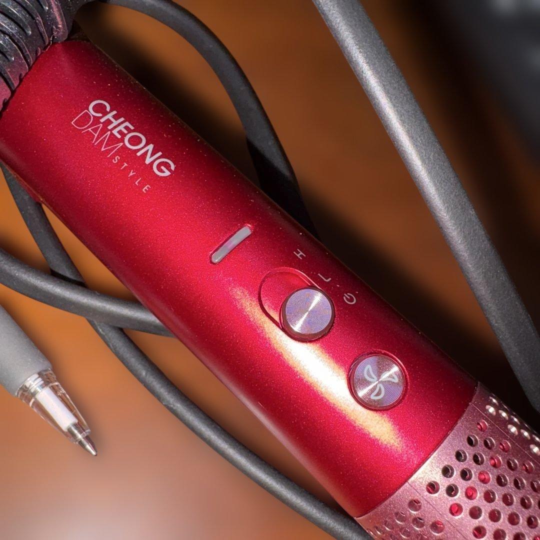 CHEONG DAM STYLE ブラシヘアアイロン レッド