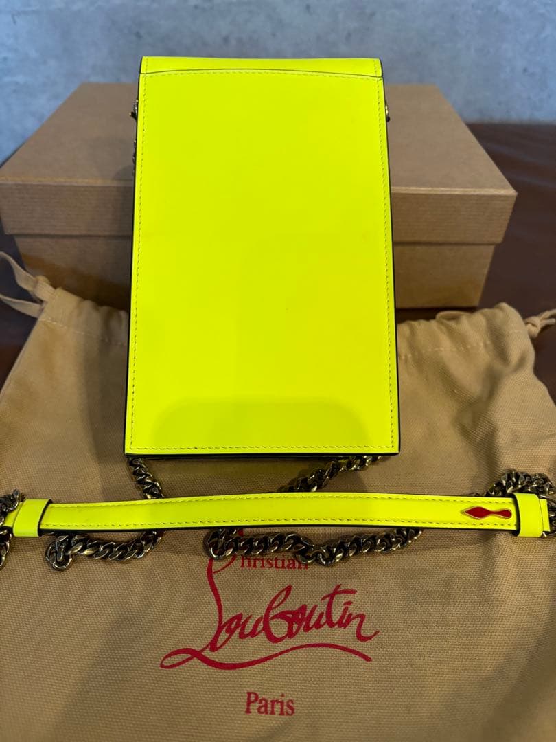 iPhoneアクセサリー Christian Louboutin ELISA PHONE POUCH