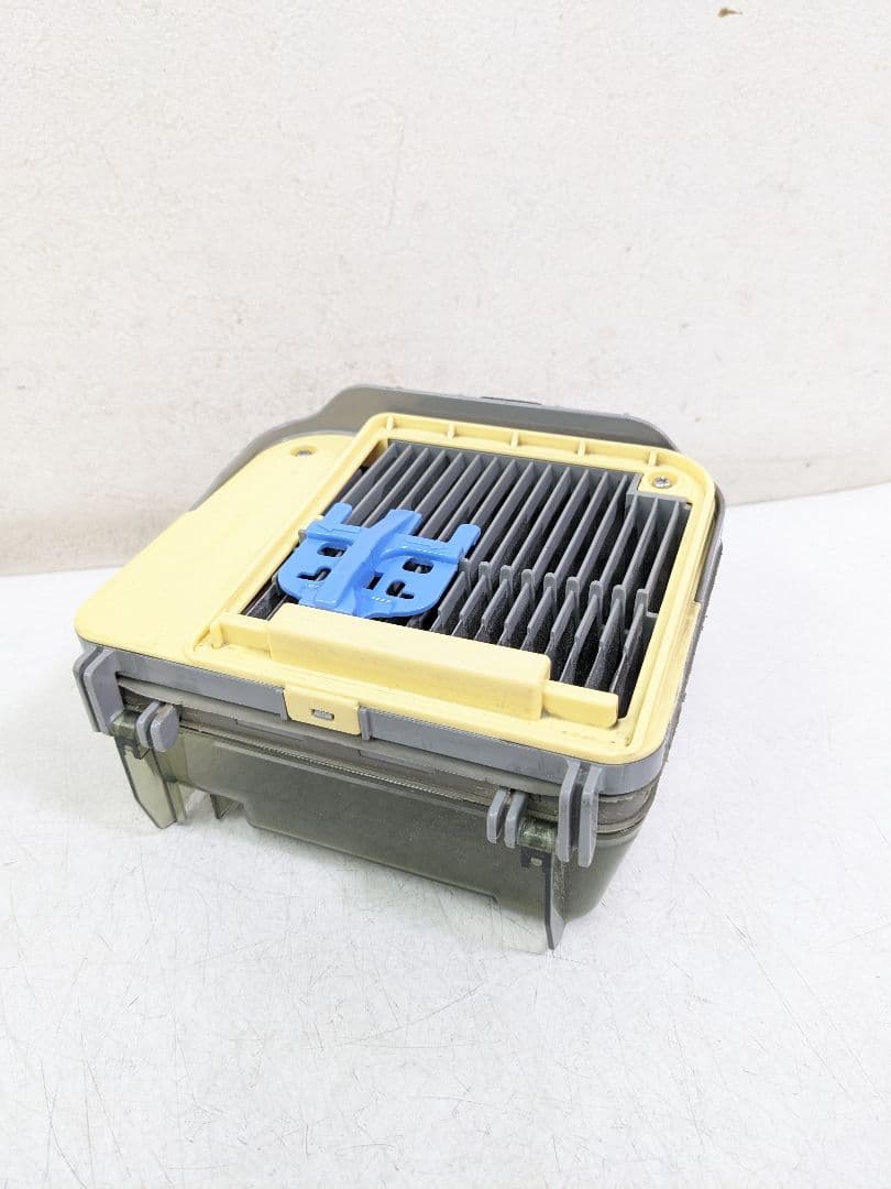 Panasonic MC-SK17A-R サイクロン式掃除機 2019年製