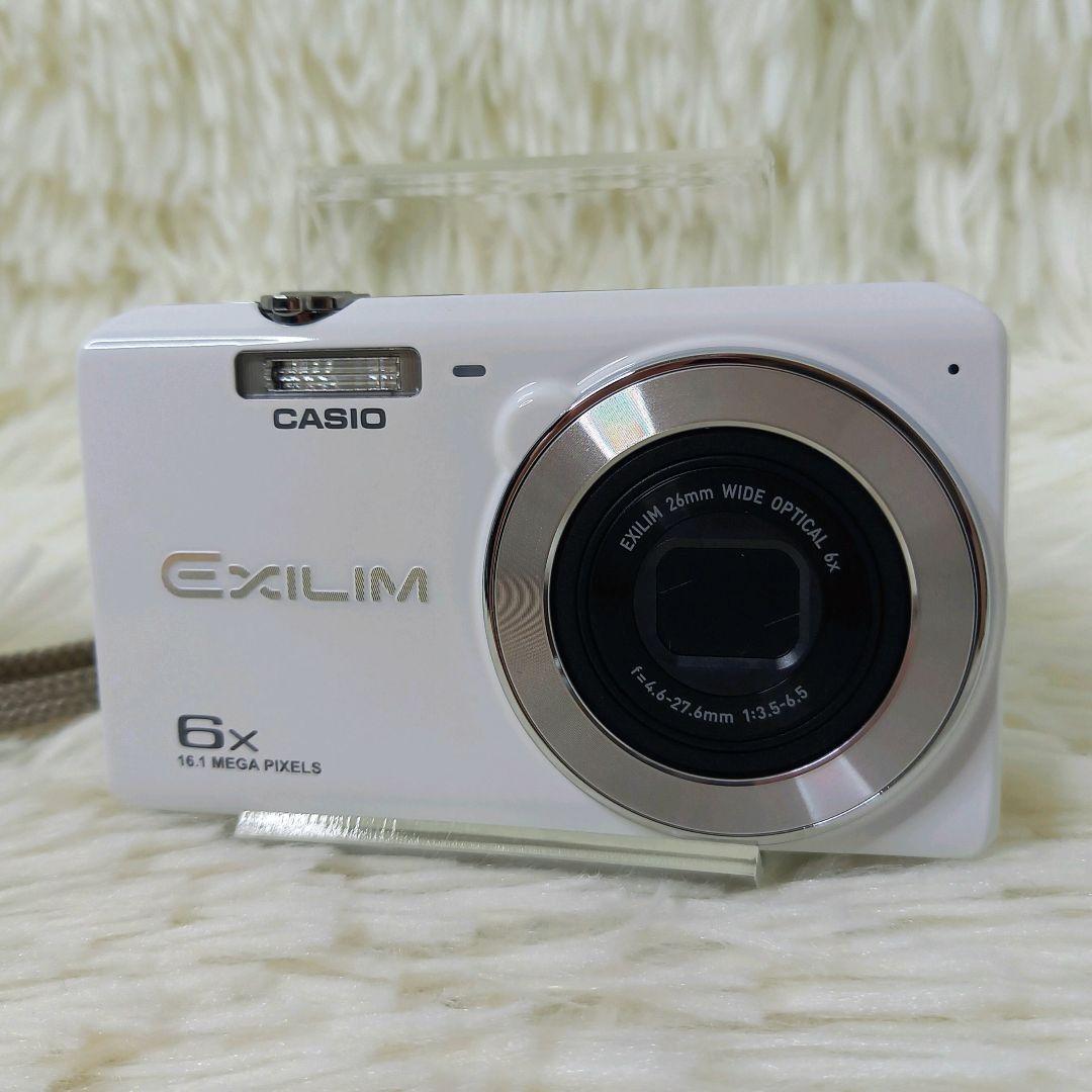 【美品・動作品】CASIO EXILIM EX-Z900 ホワイト 白 デジカメ